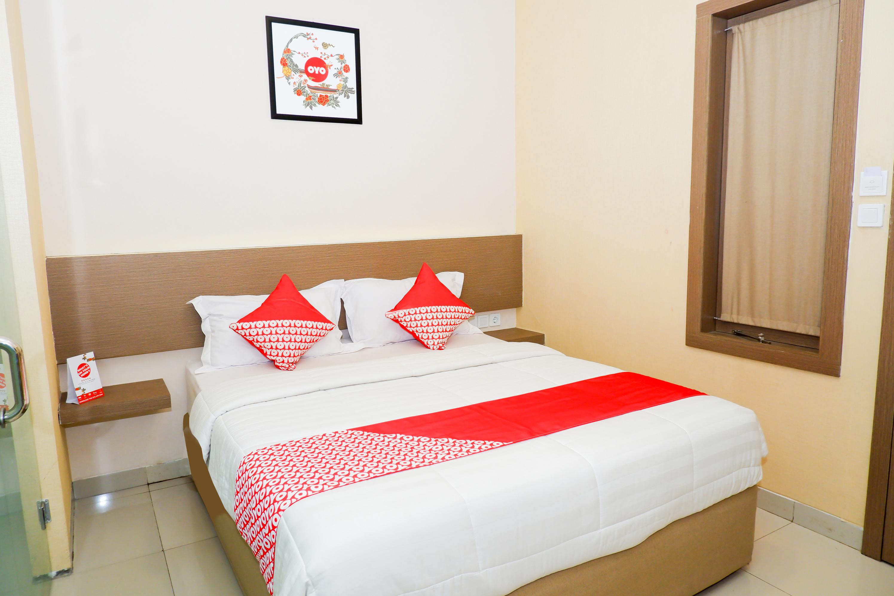 Oyo 379 Grand Mundu Semarang Exterior foto